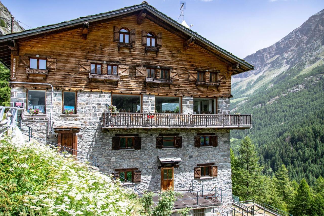 Hotel & Restaurant Perret - Mountain People Valgrisenche Zewnętrze zdjęcie